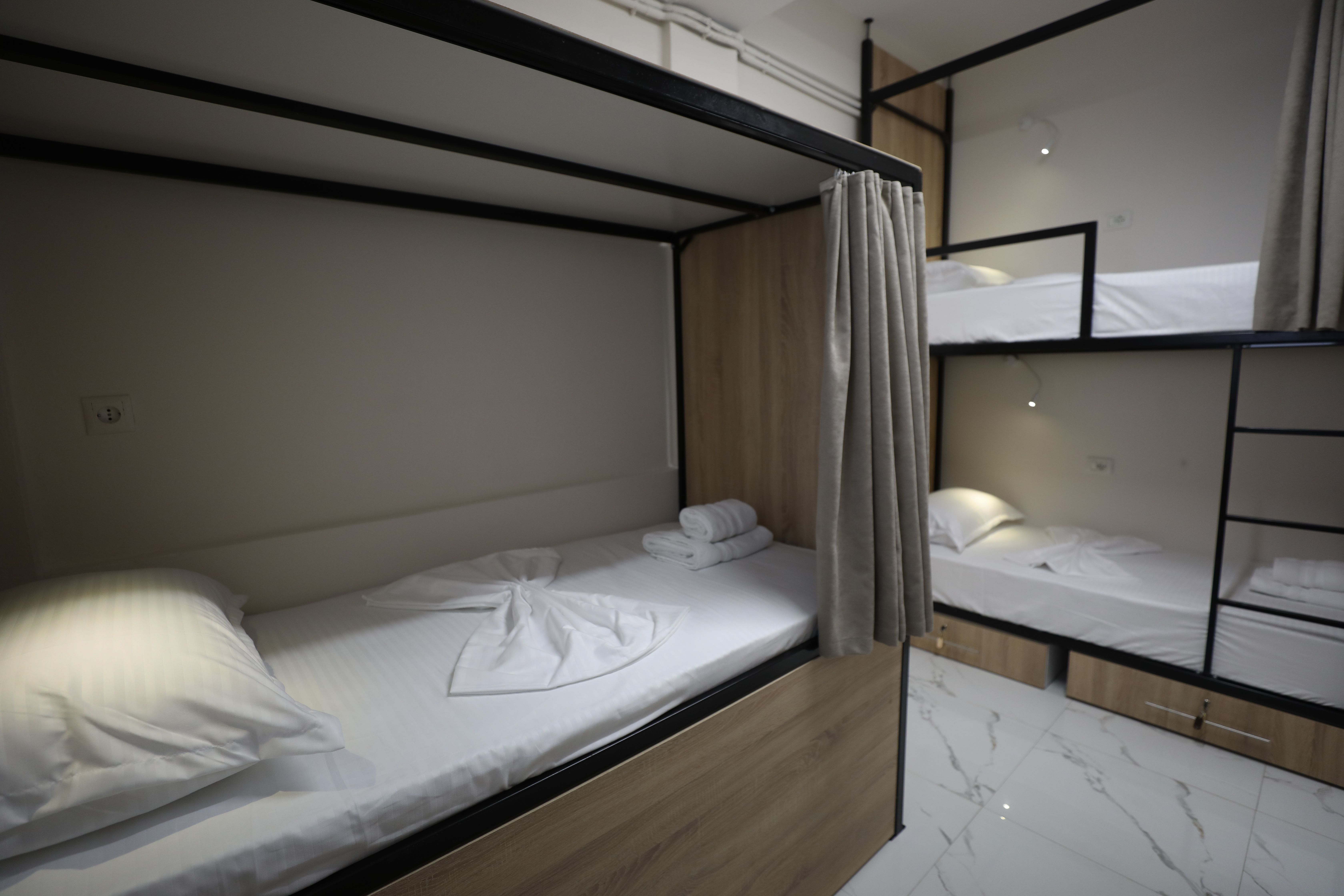 Deluxe Room 3